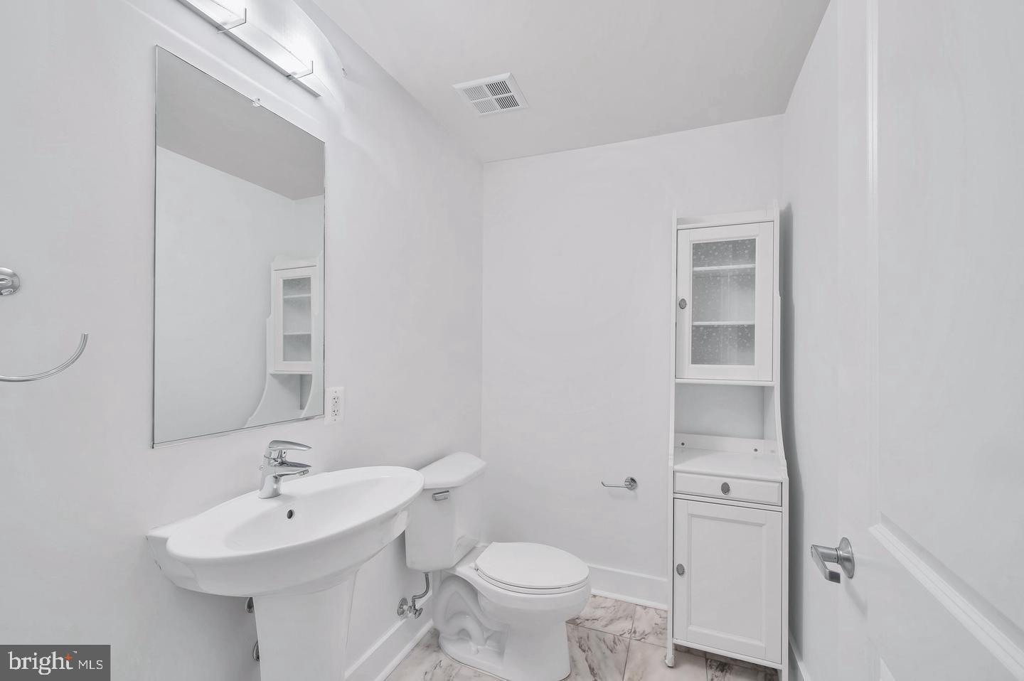 1209 13th Street Northwest, Unit 211 Washington, DC 20005 - Photo 23 of 24