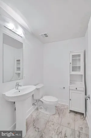$3,200 | 1209 13th Street Northwest, Unit 211, Washington, DC 20005