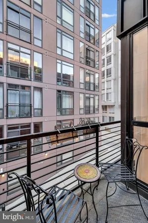 $3,200 | 1209 13th Street Northwest, Unit 211, Washington, DC 20005