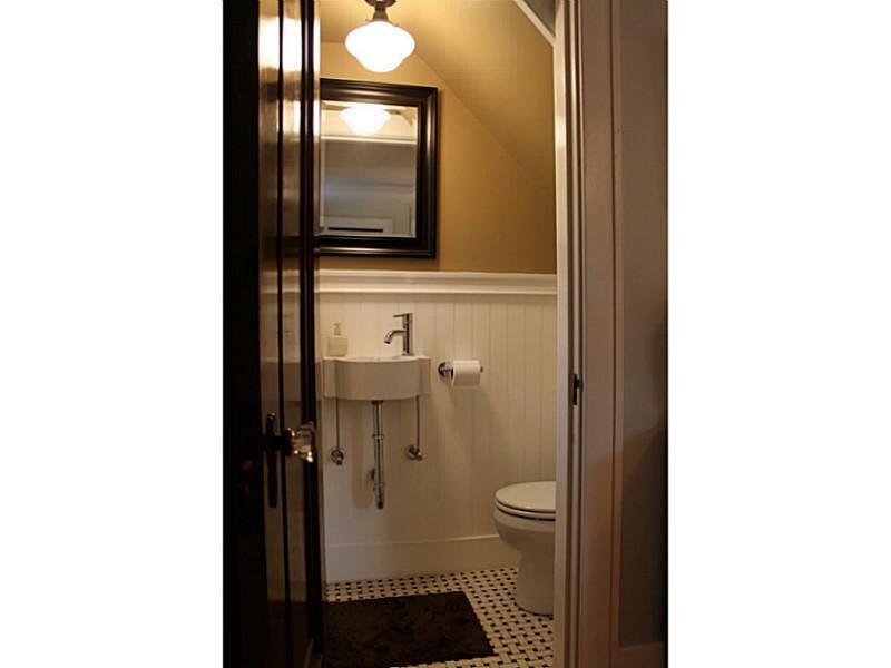 1325 Washington Road Mt. Lebanon, PA 15228 - Photo 8 of 25 Gallery Image 8