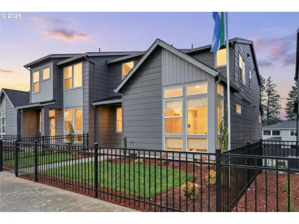 $649,000 | 4715 Northwest Camas Meadows Drive, Camas, WA 98607