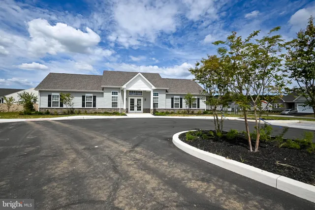 $452,900 | 1069 Robinson Road, Unit PEMBROOK, Townsend, DE 19734