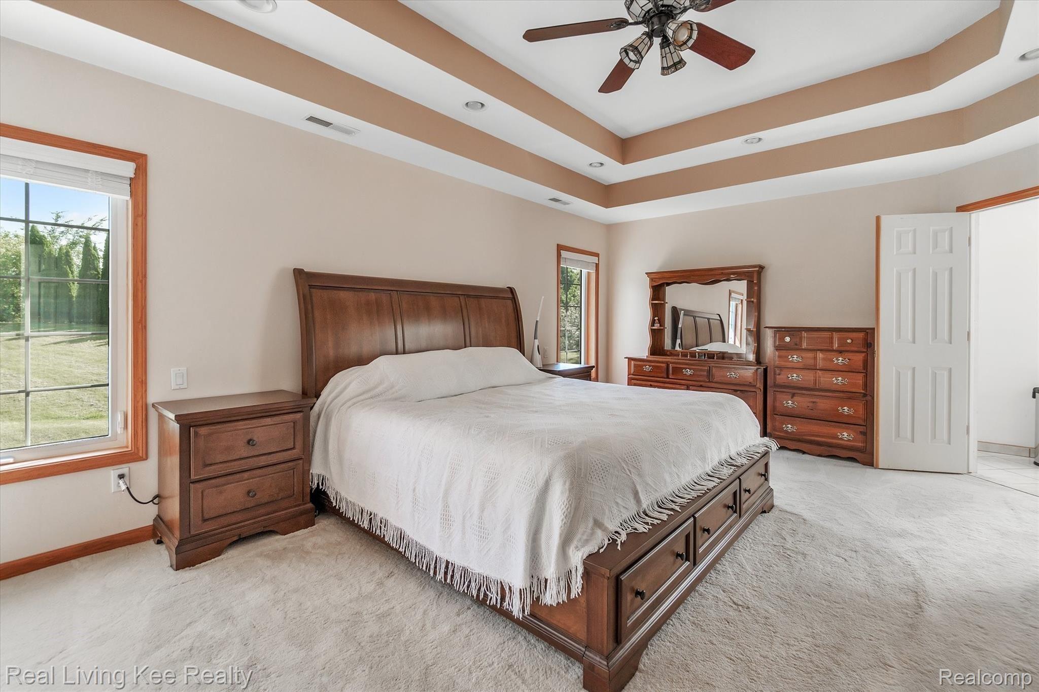 39 Fieldway Court Rochester, MI 48306 - Photo 29 of 55 30-39-Fieldway-Ct-WindowStill-Real-Estate-Photography-30.jpg