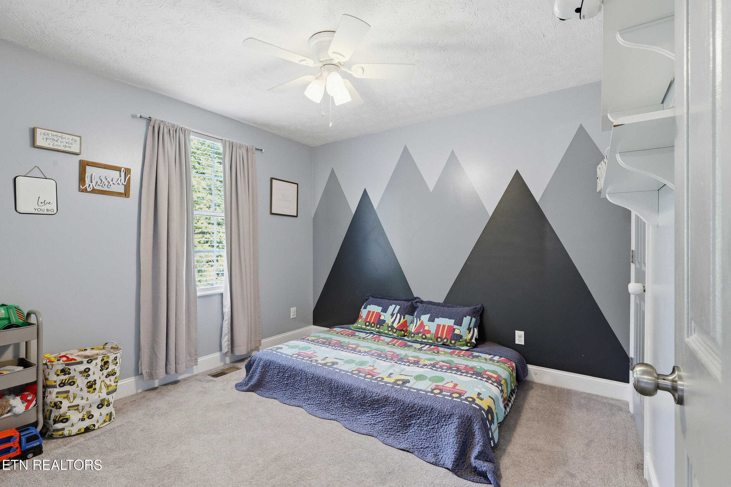 8258 Oak Terrace Lane Powell, TN 37849 - Photo 45 of 47 46_8258_oak_terrace_ln_0102