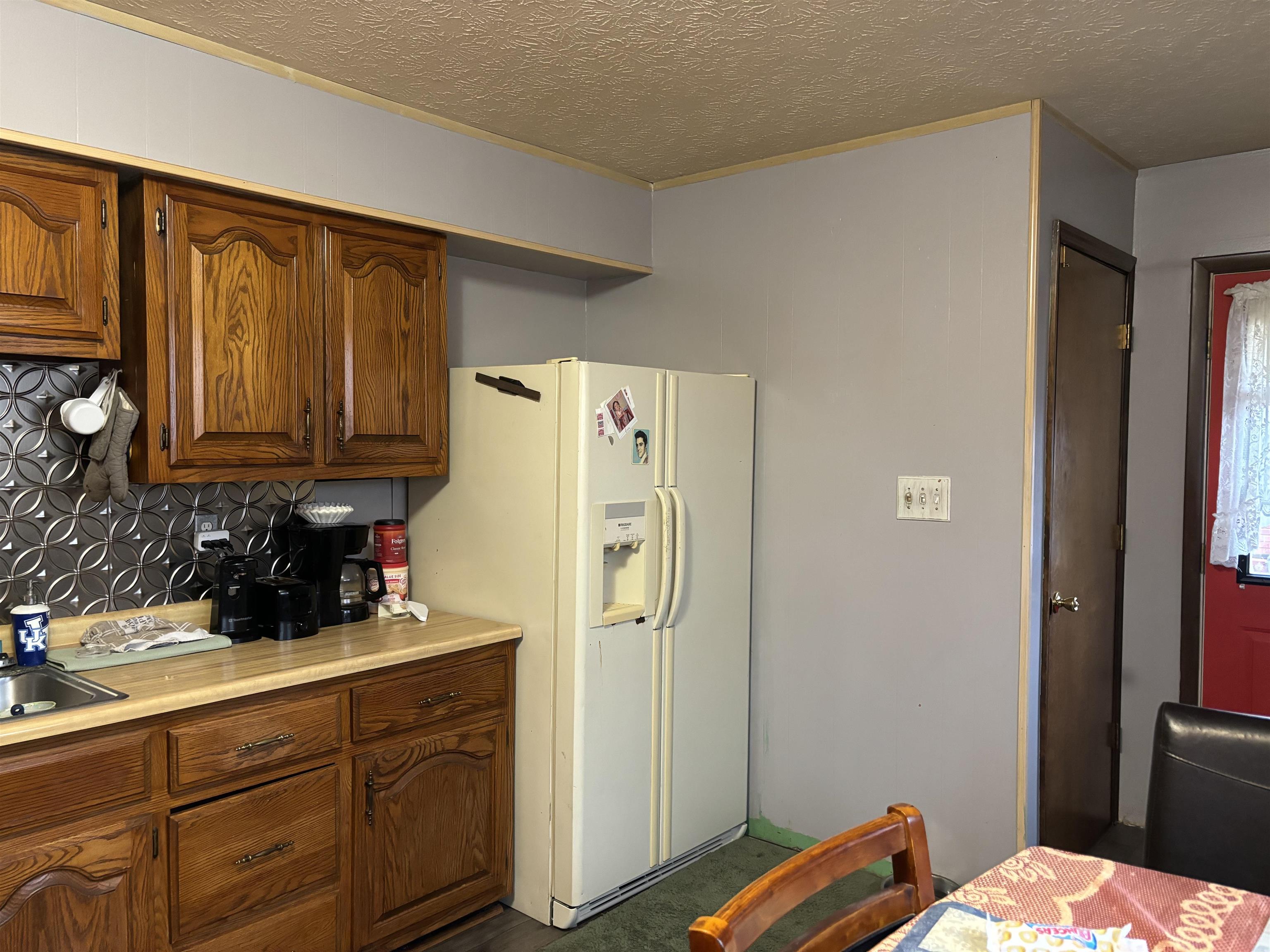 1220 Crestview Drive Raceland, KY 41169 - Photo 9 of 21