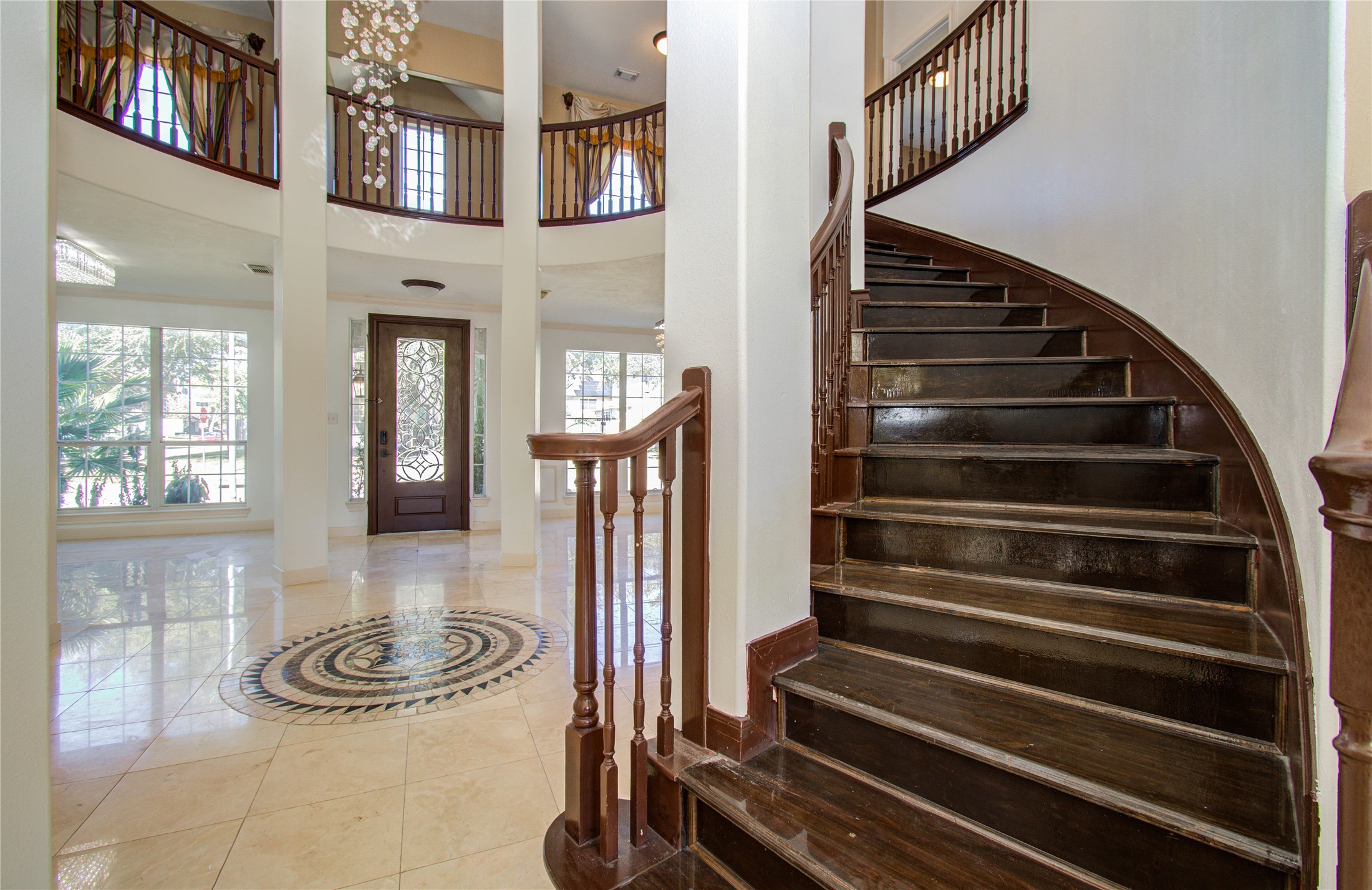 6423 Oakmont Creek Drive Spring, TX 77379 - Photo 11 of 47