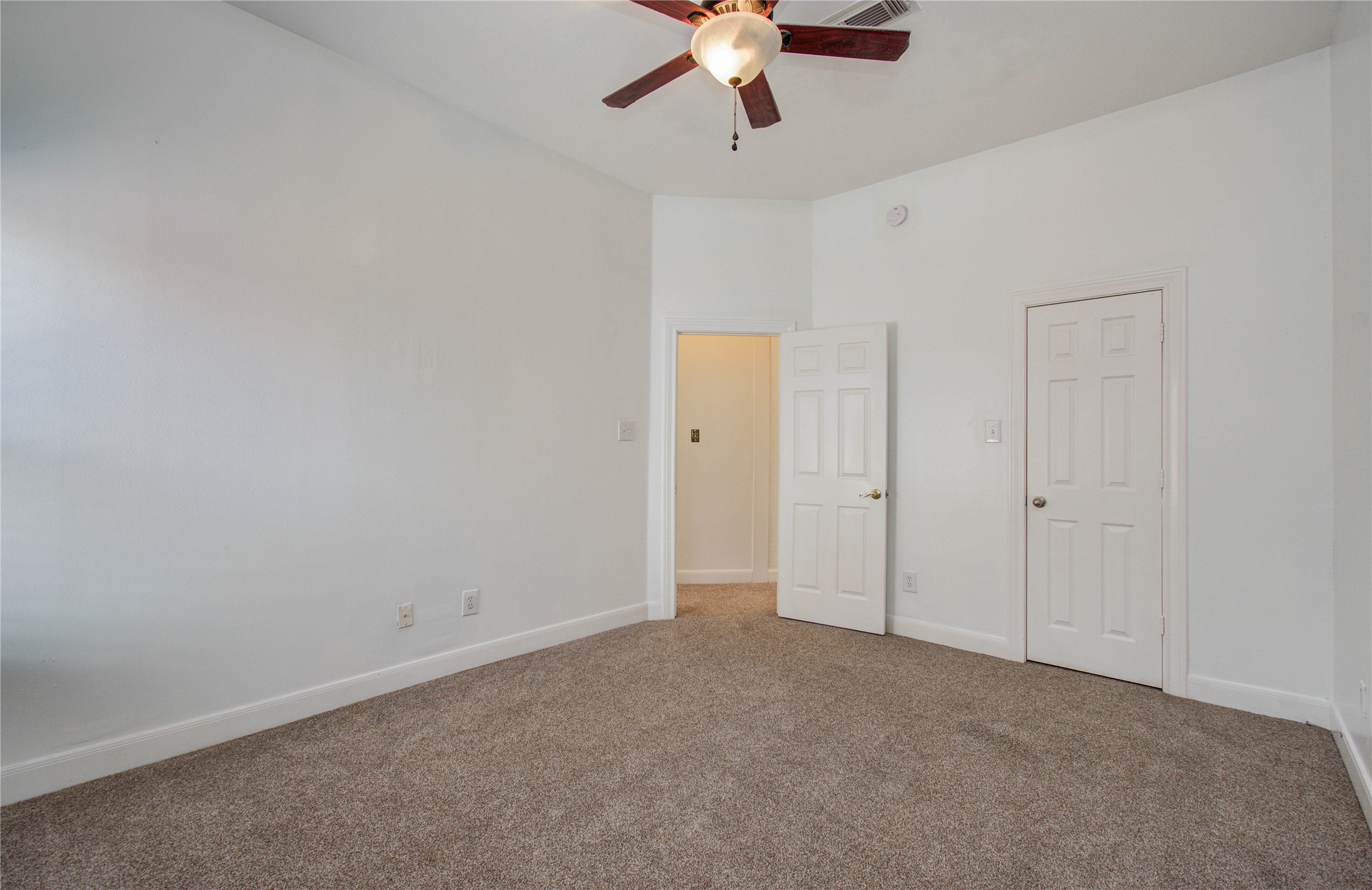 6423 Oakmont Creek Drive Spring, TX 77379 - Photo 32 of 47