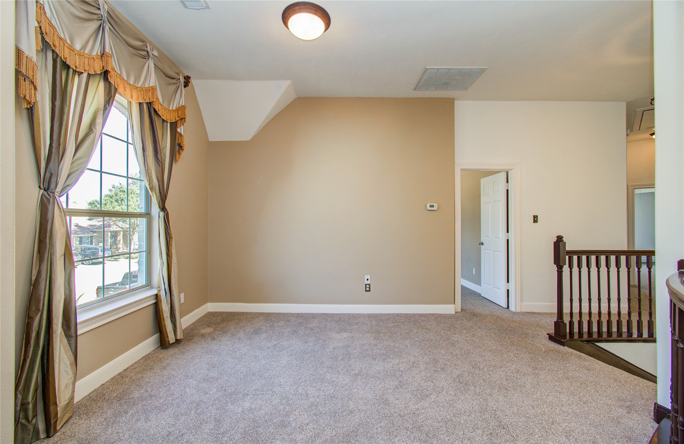 6423 Oakmont Creek Drive Spring, TX 77379 - Photo 37 of 47