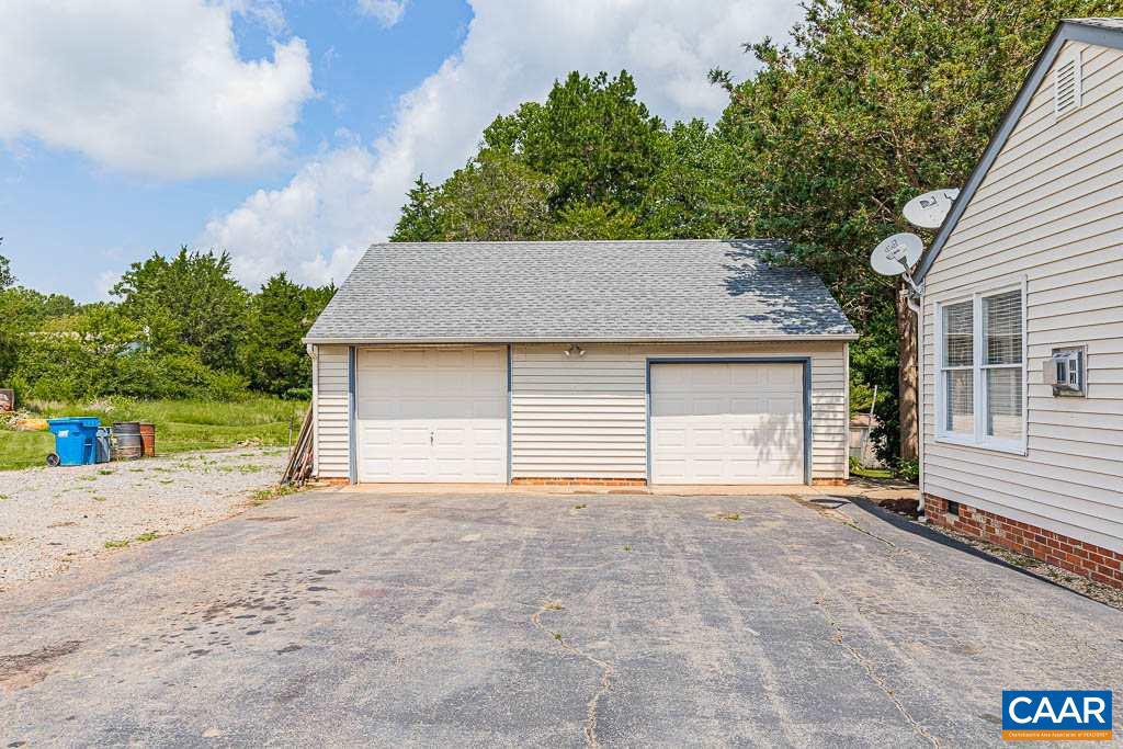 3232 Oakland Church Road Gum Spring, VA 23065 - Photo 2 of 48