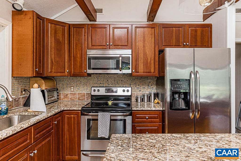 3232 Oakland Church Road Gum Spring, VA 23065 - Photo 10 of 48