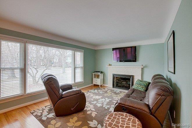 1810 Bournemouth Road Grosse Pointe, MI 48236 - Photo 5 of 20 1810Bournemouth-0002MLS.jpg