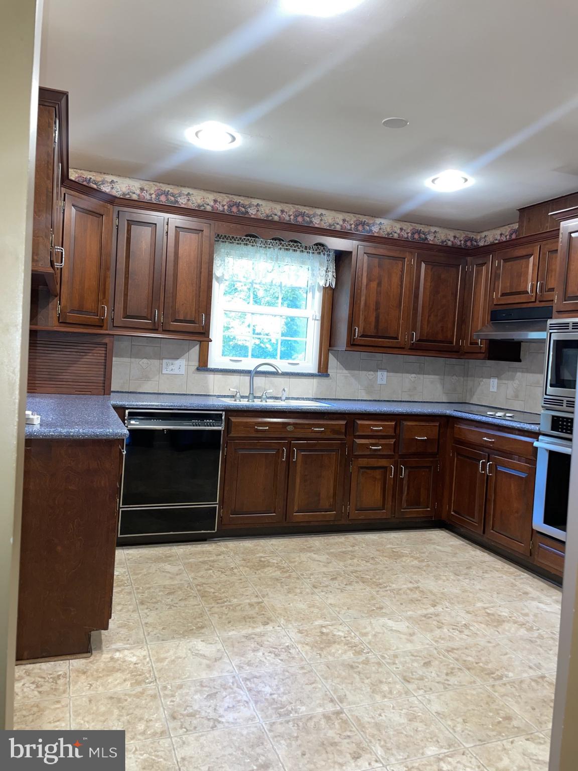 85 Laughlin Mill Road Newville, PA 17241 - Photo 7 of 8 Gallery Image 7