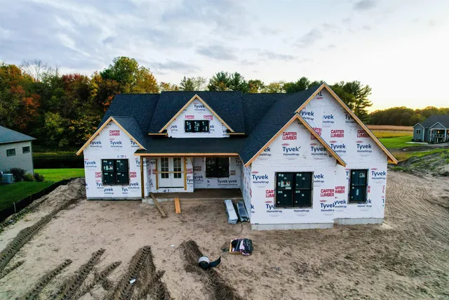 $899,987 | 18560 Fontana Dr Bend, South Bend, IN 46637