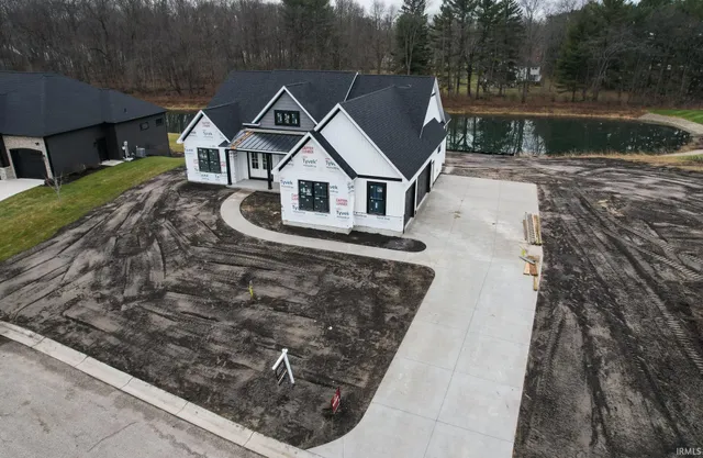 $899,987 | 18560 Fontana Dr Bend, South Bend, IN 46637