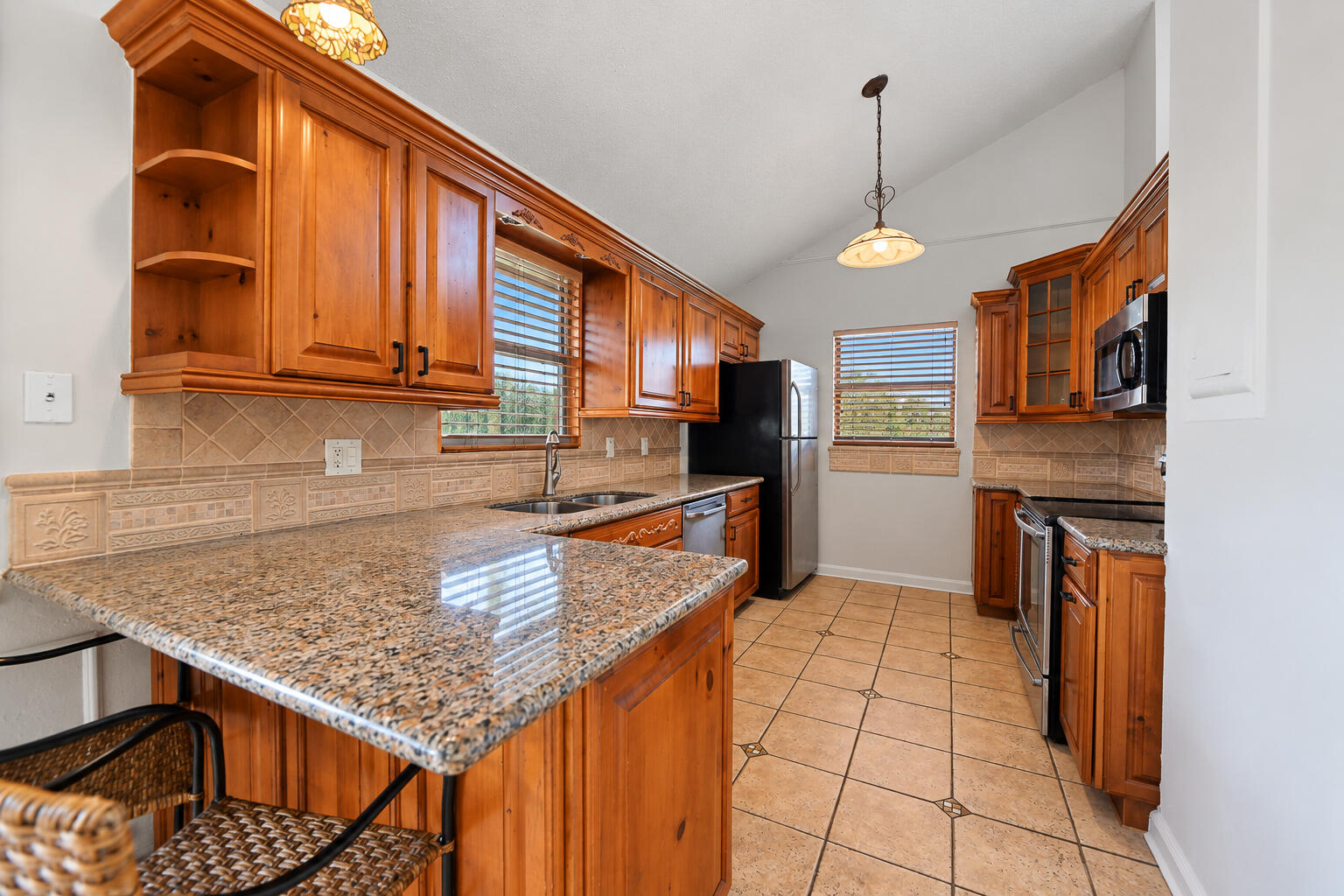 232 Maplecrest Circle Jupiter, FL 33458 - Photo 4 of 34 232 Maplecrest Cir-Jupiter, FL, United S