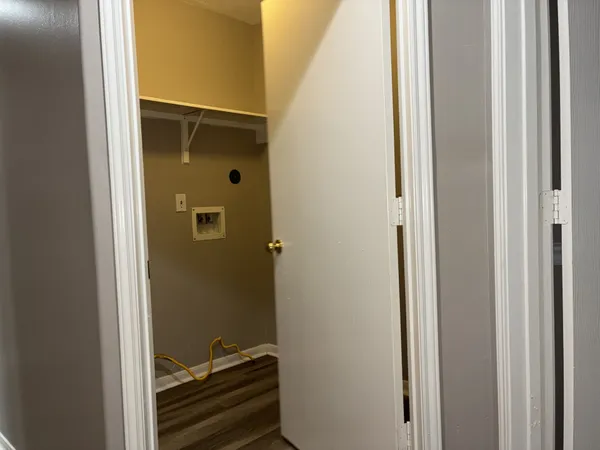 $1,899 | 2427 Halstead Drive, Spring, TX 77386