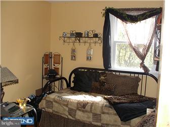 11864 Basile Road Philadelphia, PA 19154 - Photo 8 of 12 Bedroom 3