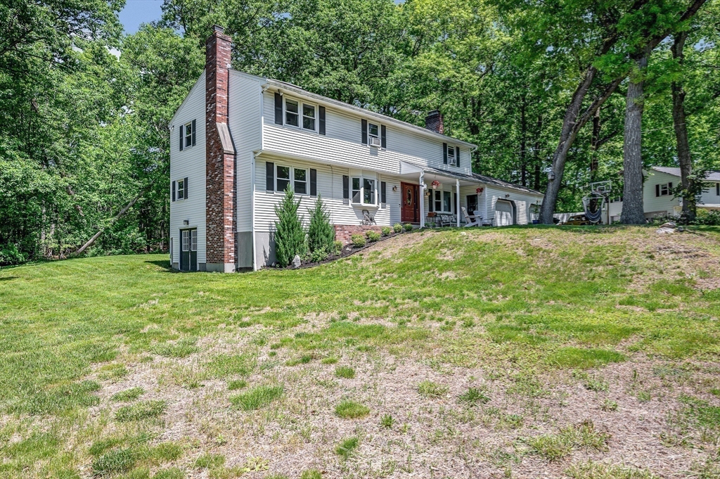 49 Countryside Road Grafton, MA 01536 - Photo 29 of 36