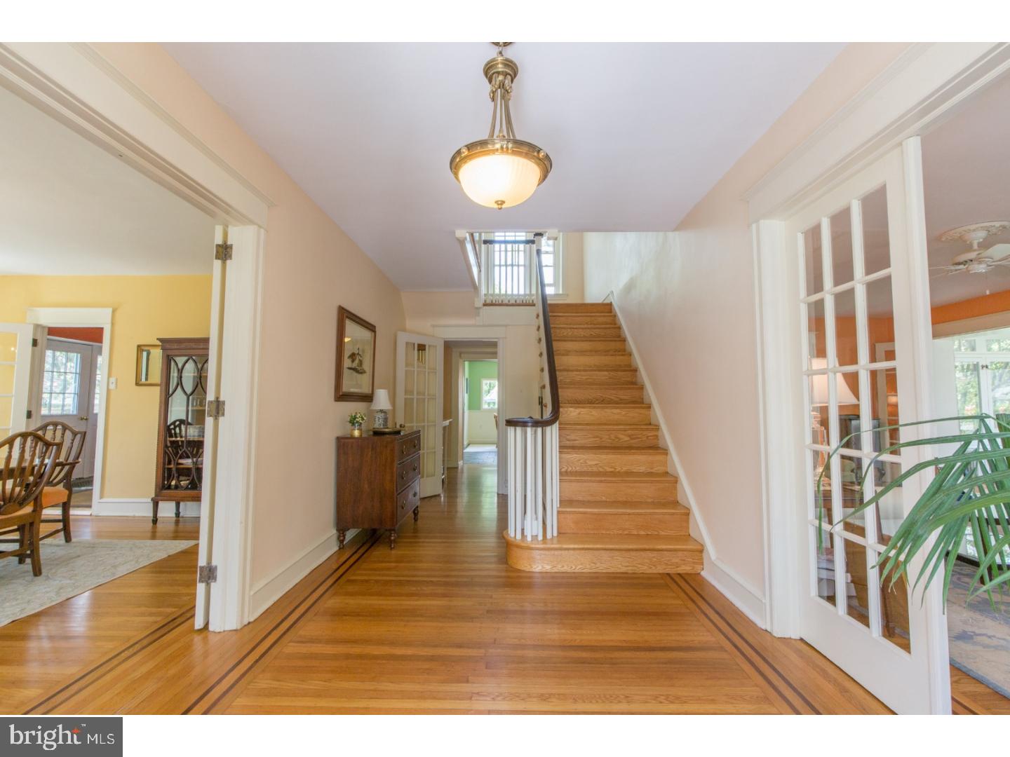 811 Homestead Road Jenkintown, PA 19046 - Photo 3 of 25