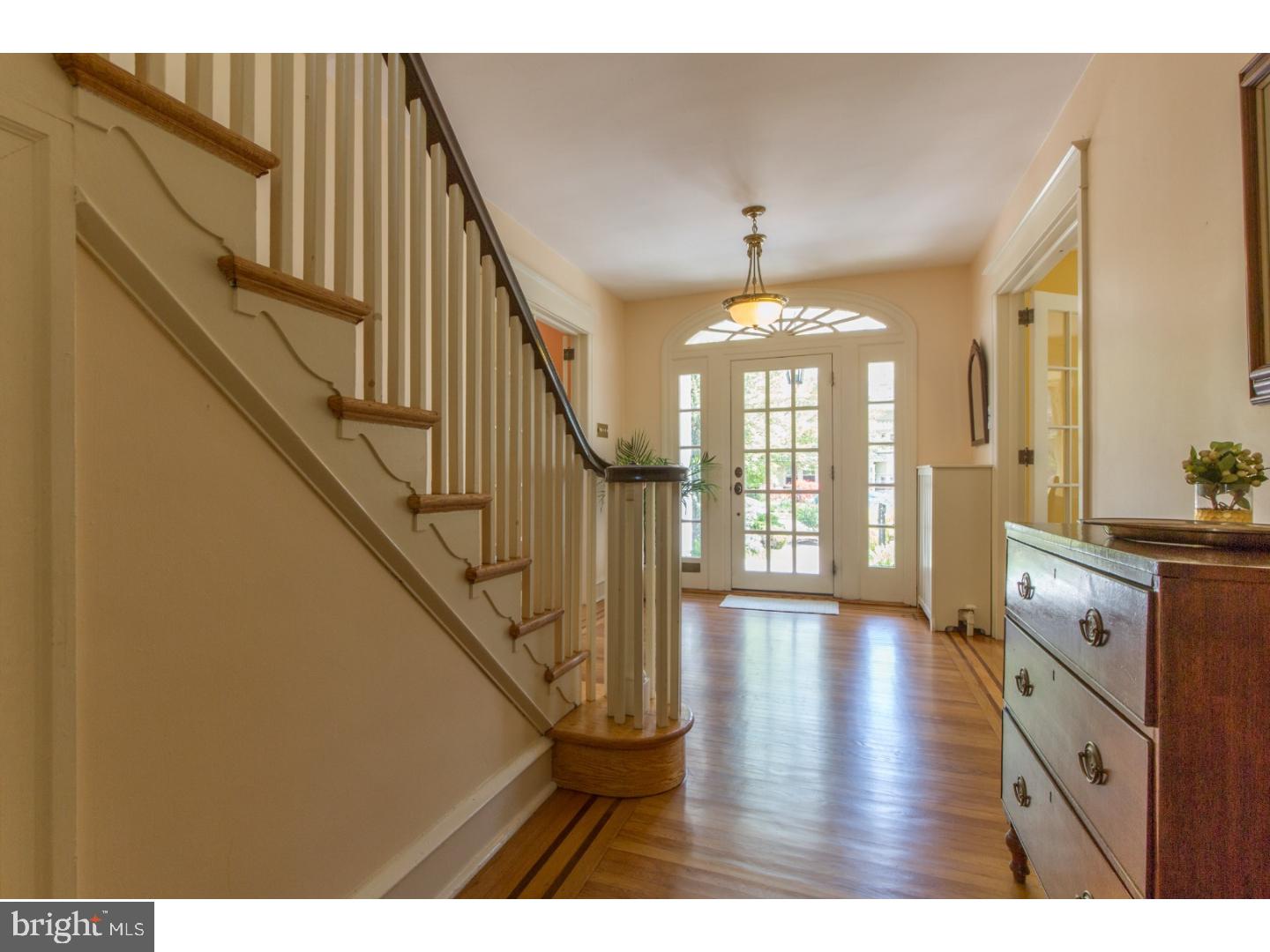 811 Homestead Road Jenkintown, PA 19046 - Photo 4 of 25
