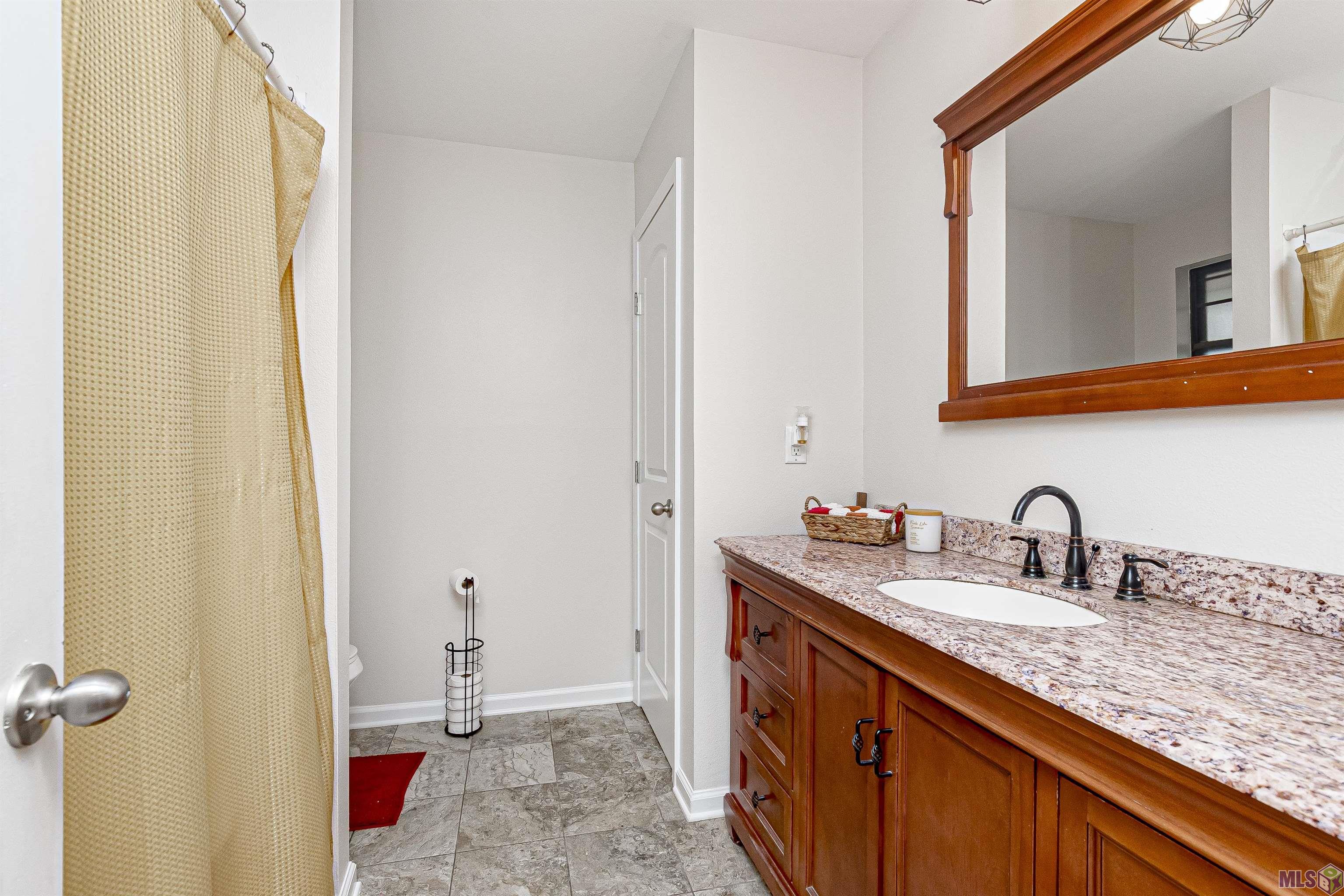 12101 Cardigan Avenue Baton Rouge, LA 70814 - Photo 13 of 20