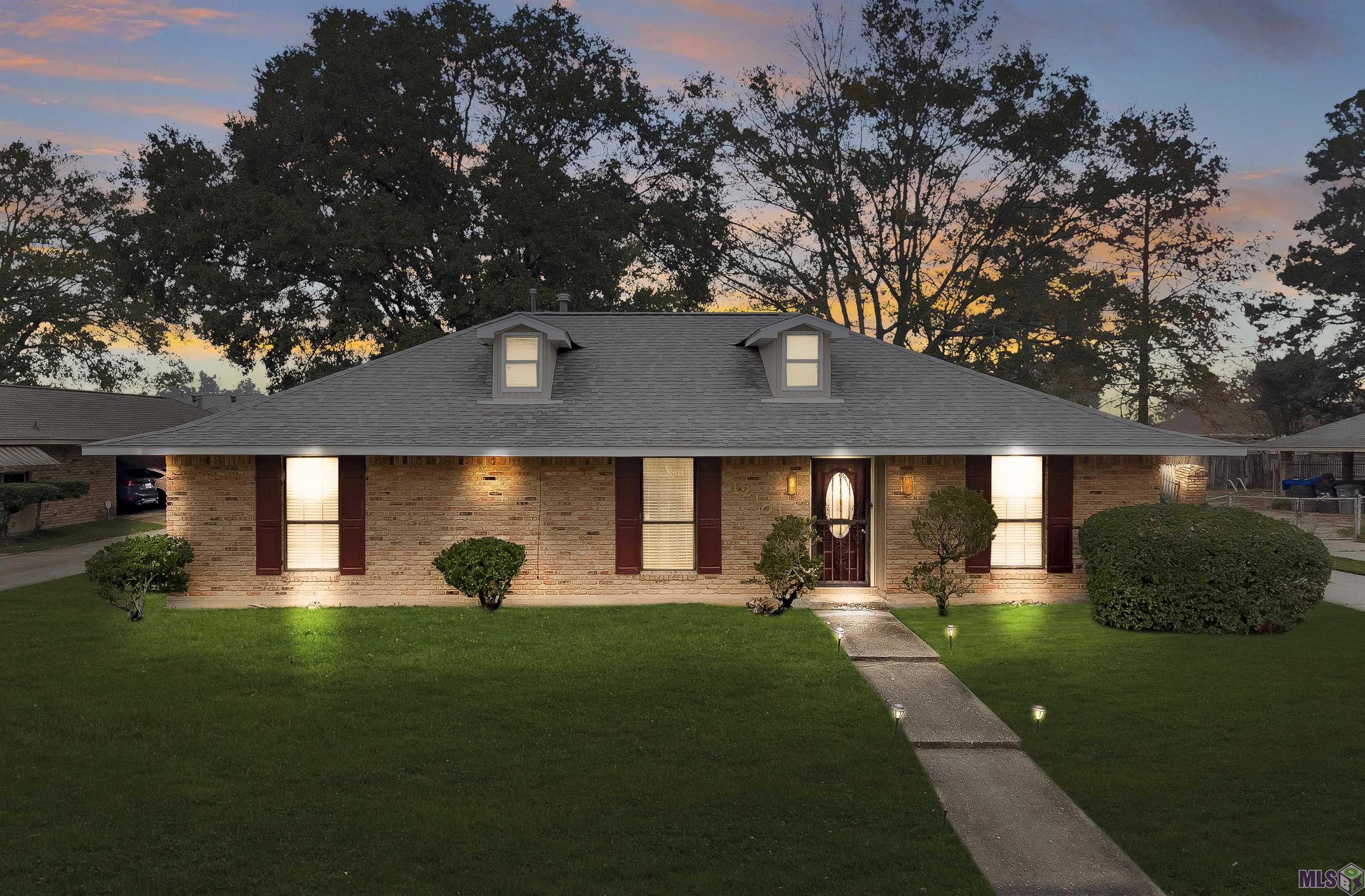12101 Cardigan Avenue Baton Rouge, LA 70814 - Photo 2 of 20