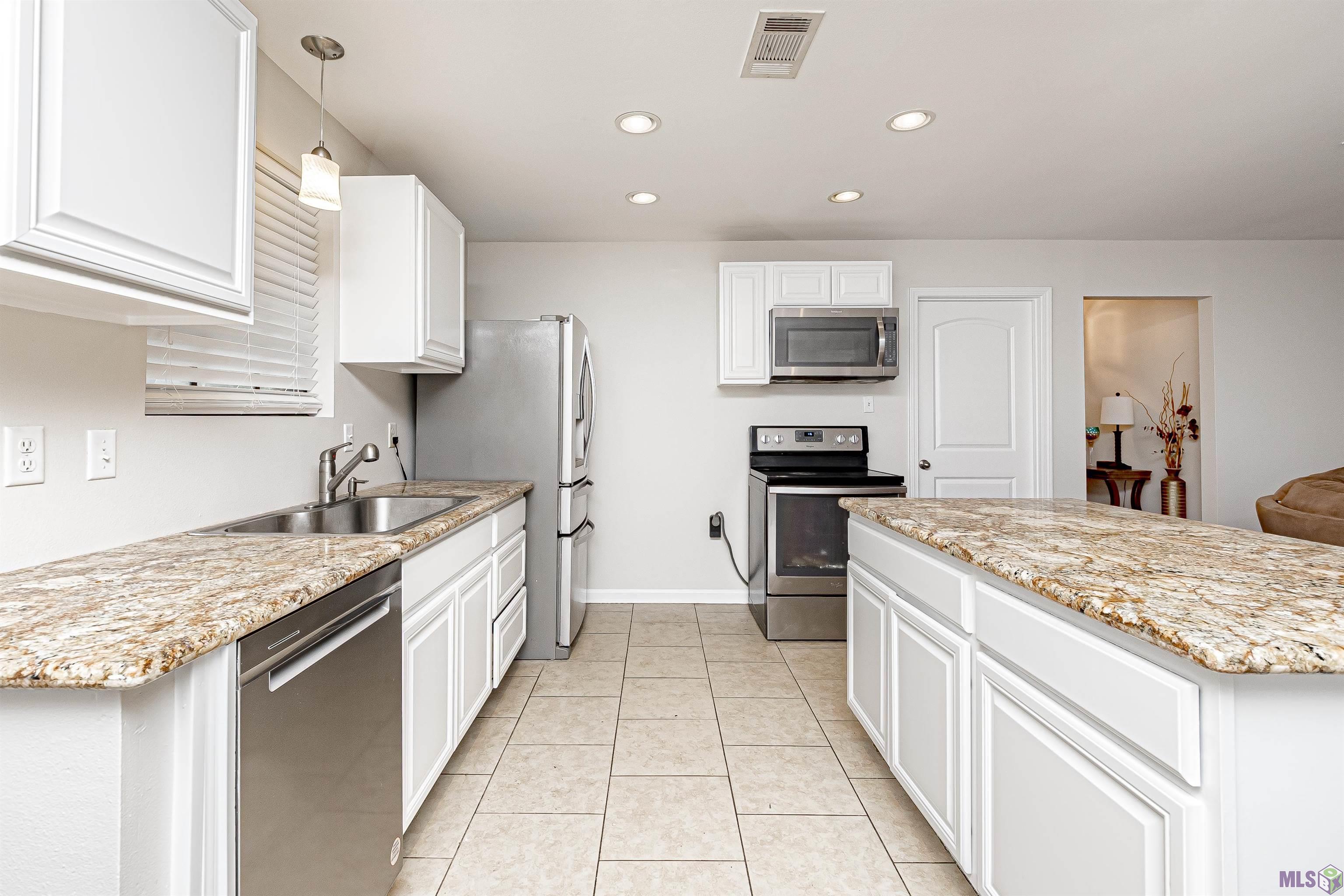 12101 Cardigan Avenue Baton Rouge, LA 70814 - Photo 10 of 20