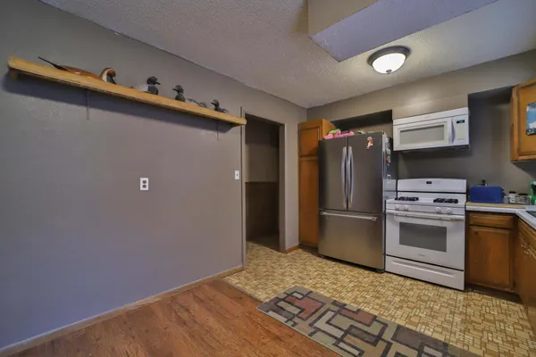 $199,900 | 633 3rd Street North, Pine River, MN 56474