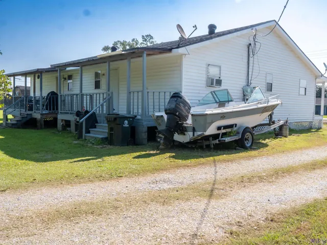 $400,000 | 106-abc & D Country Estates Drive, Houma, LA 70364