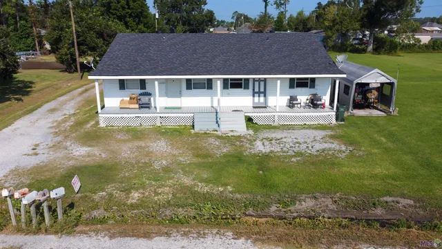 $400,000 | 106-abc & D Country Estates Drive, Houma, LA 70364
