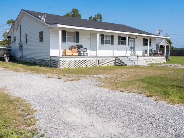 $400,000 | 106-abc & D Country Estates Drive, Houma, LA 70364