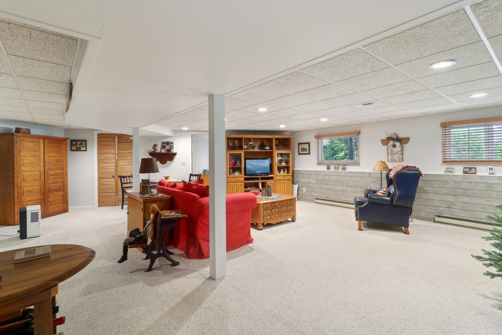 554 Baintree Road Davis, IL 61019 - Photo 31 of 53 a view of a livingroom with furniture and a living room