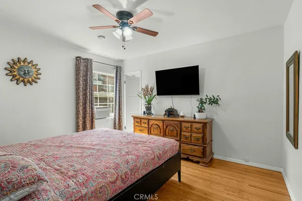 $880,000 | 4813 Pacific Drive, Long Beach, CA 90805