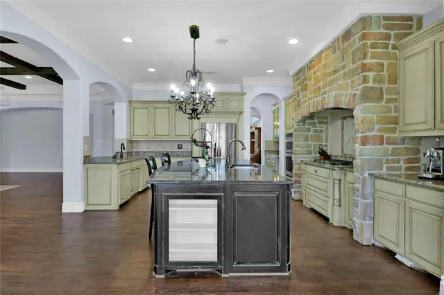 $1,399,000 | 6625 Gehrig Circle, Burleson, TX 76028