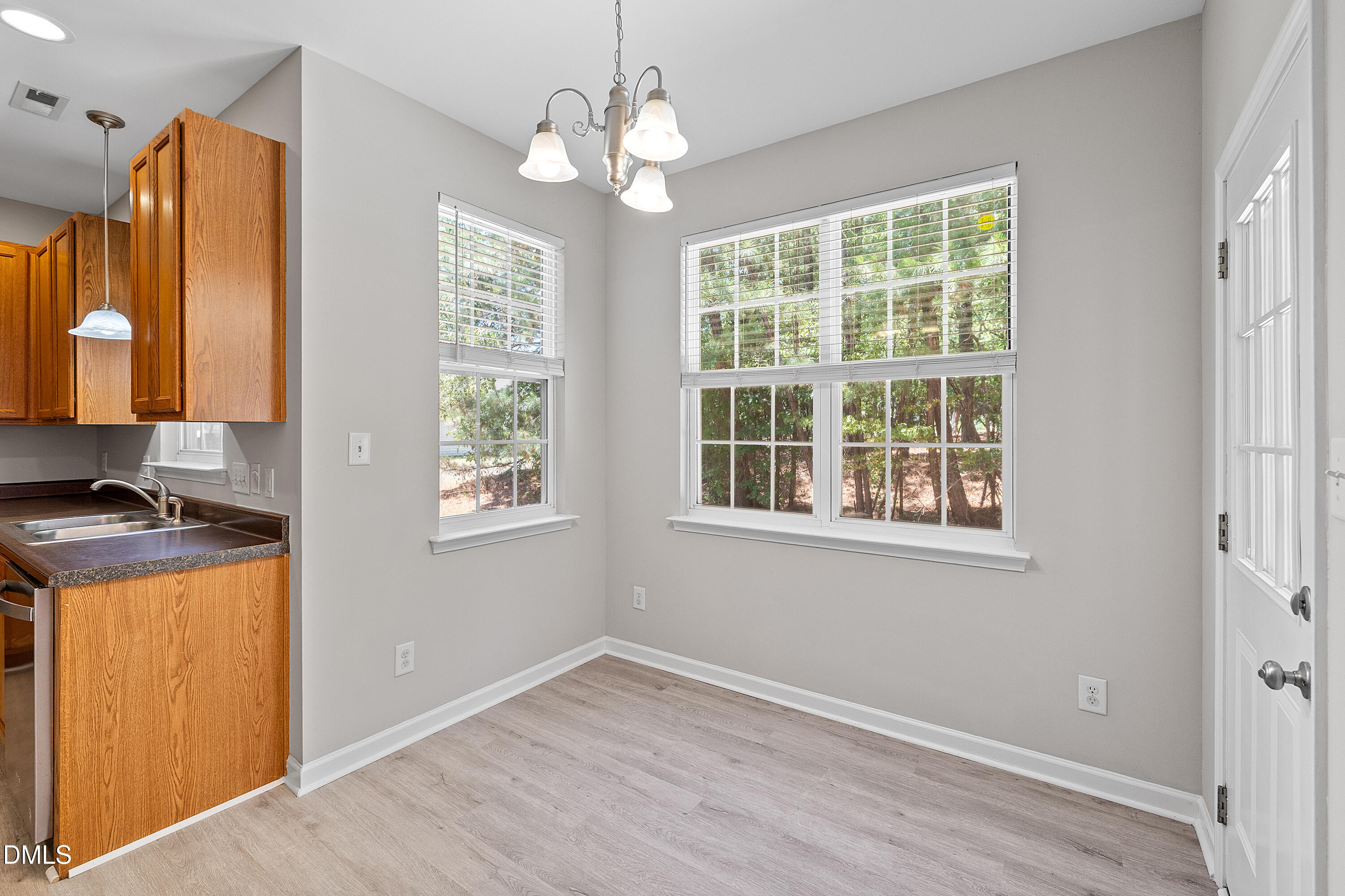 908 Reedy Way Durham, NC 27703 - Photo 8 of 27
