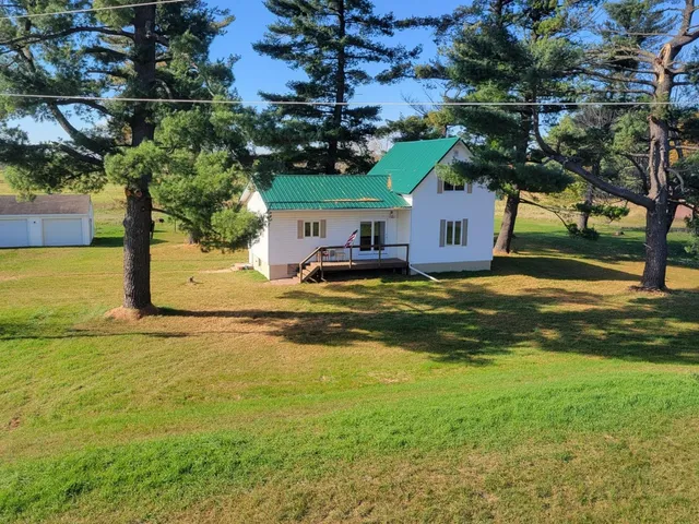 $259,000 | N8475 5th Camp, Camp Douglas, WI 54618