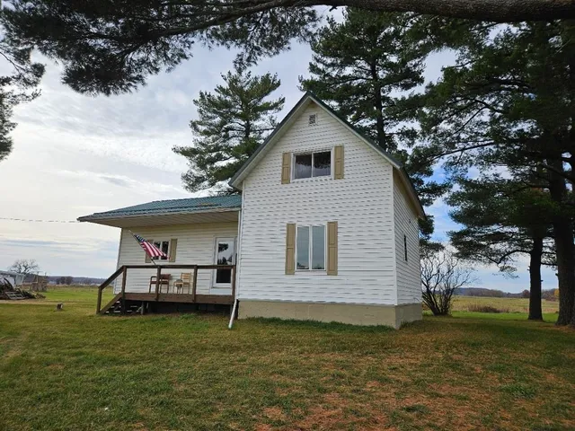 $259,000 | N8475 5th Camp, Camp Douglas, WI 54618