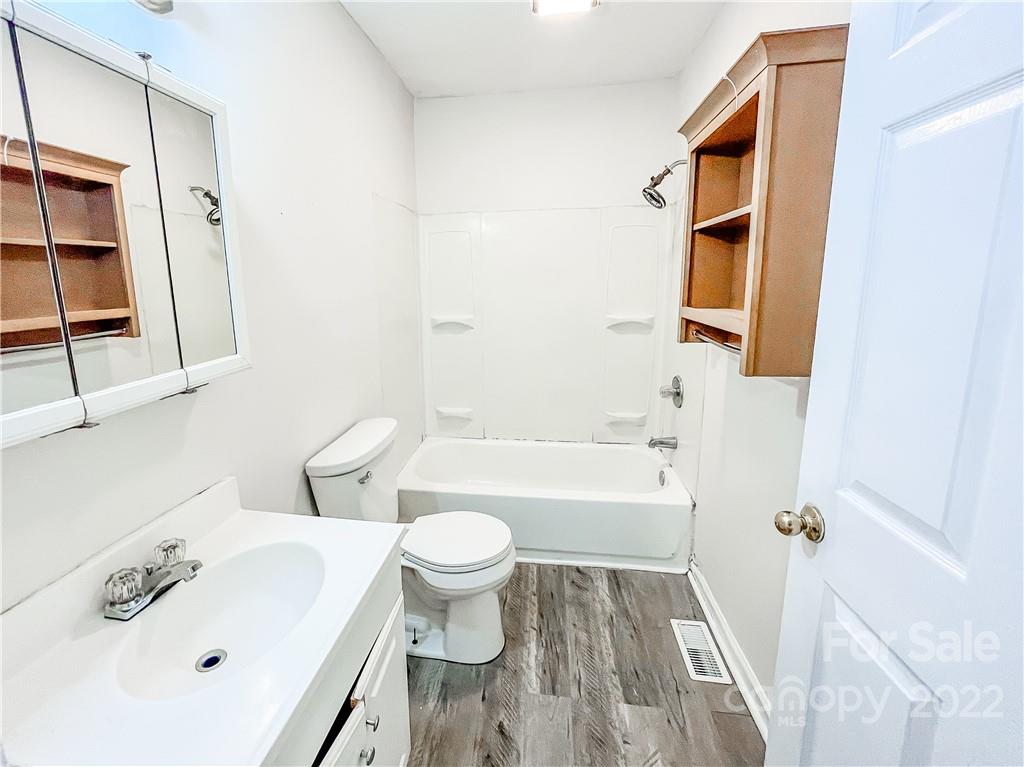 2508 Tuckaseegee Road Charlotte, NC 28208 - Photo 16 of 28 Gallery Image 16