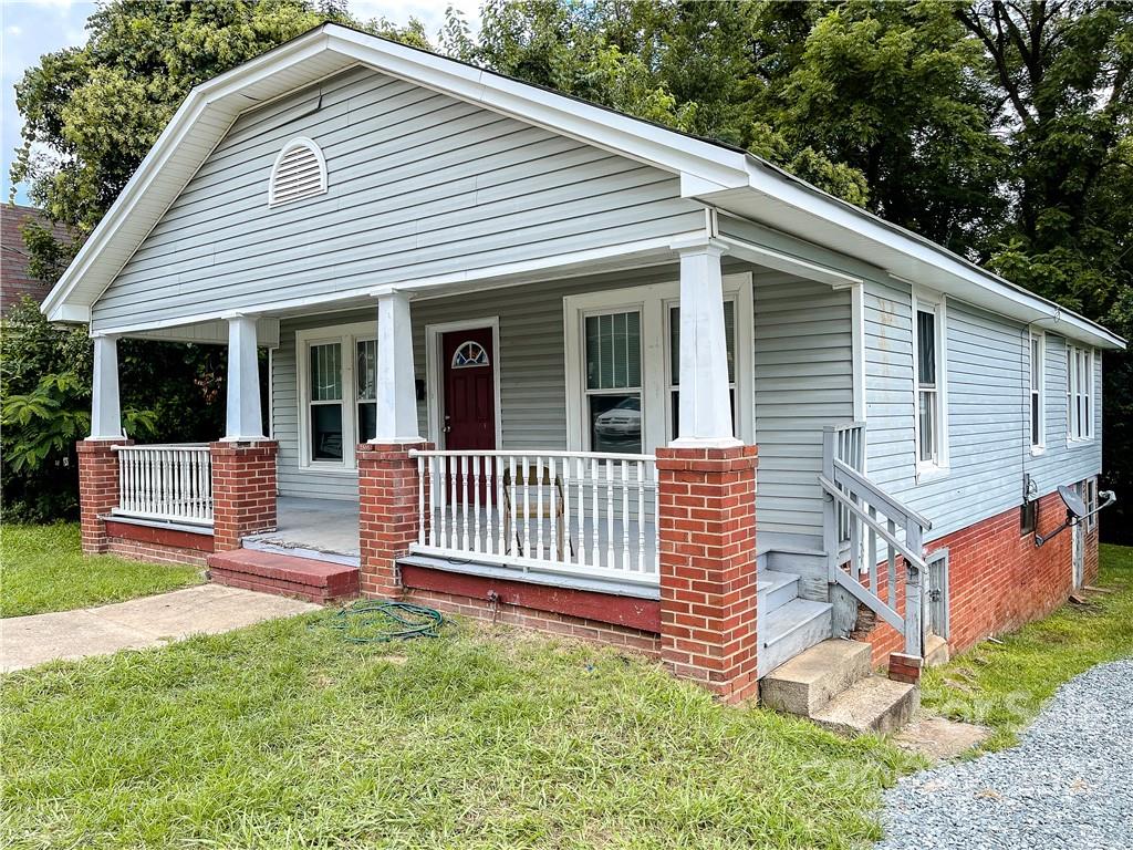 2508 Tuckaseegee Road Charlotte, NC 28208 - Photo 2 of 28 Gallery Image 2