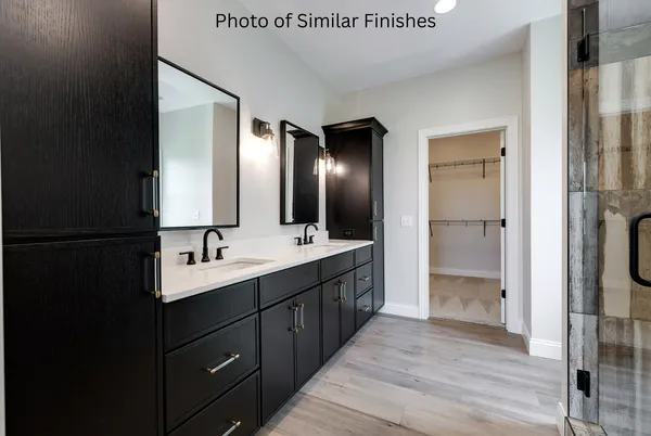 $712,471 | 22 Viola Drive, Le Claire, IA 52753