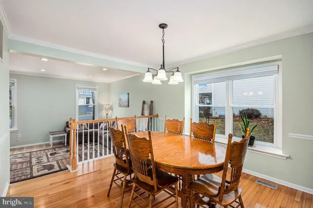 $889,000 | 1309 Rock Chapel Road, Herndon, VA 20170