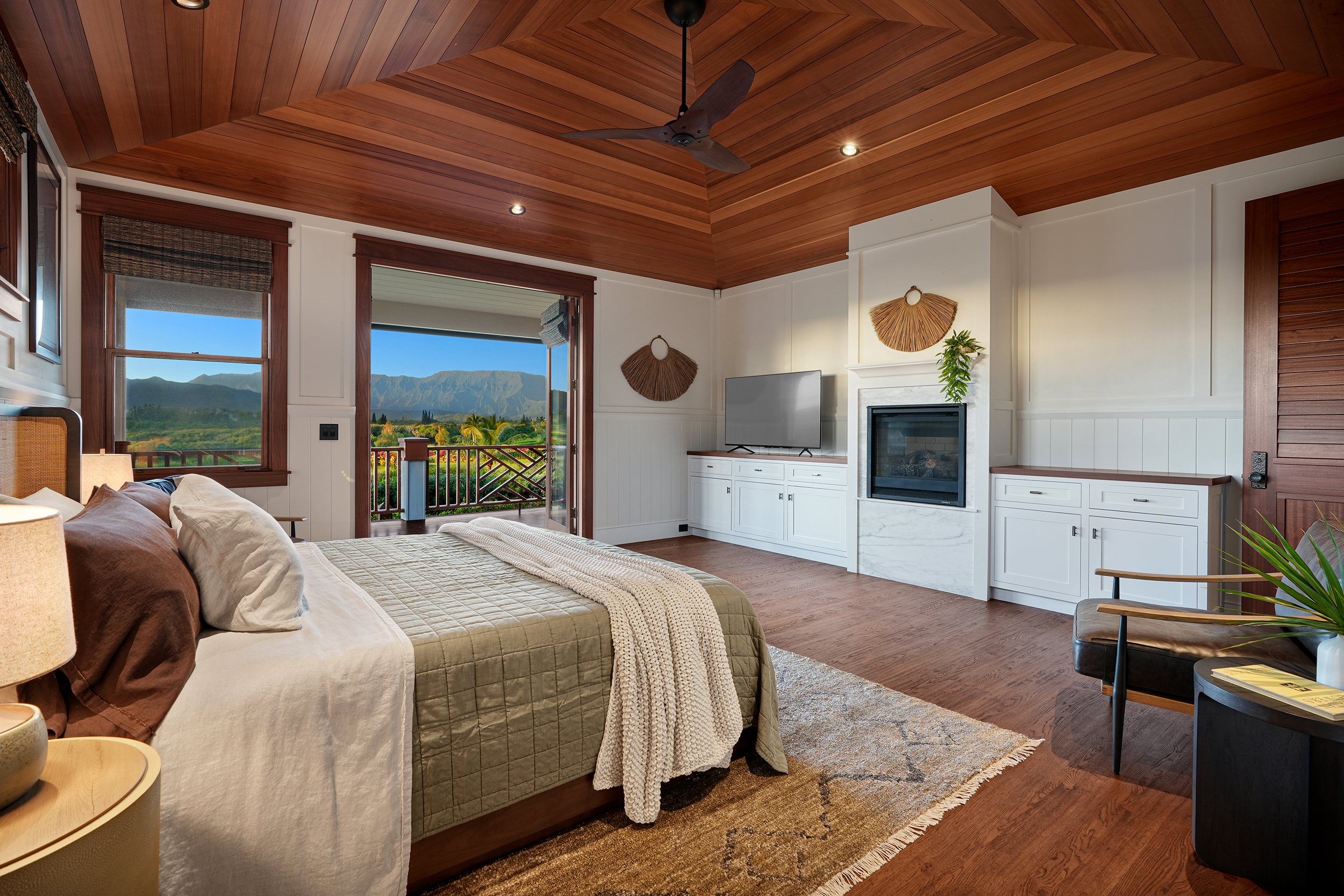 2332 Makana Ano Place Kilauea, HI 96754 - Photo 8 of 12 a bed room with a bed and a large window