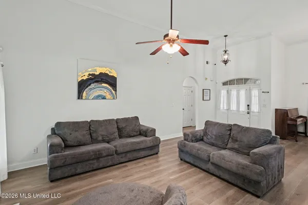 $350,000 | 3332 Devonshire Cove North, Southaven, MS 38672