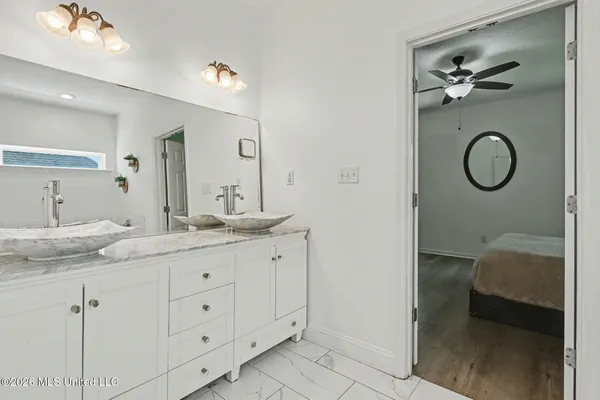 $350,000 | 3332 Devonshire Cove North, Southaven, MS 38672