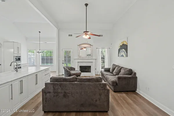 $350,000 | 3332 Devonshire Cove North, Southaven, MS 38672