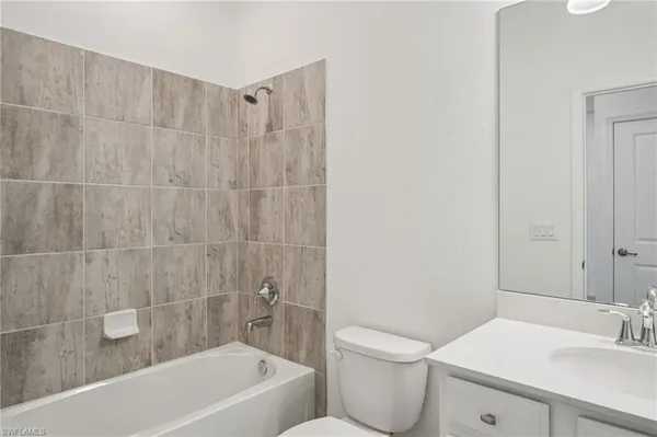 $2,750 | 2445 Orchard Street, Naples, FL 34120