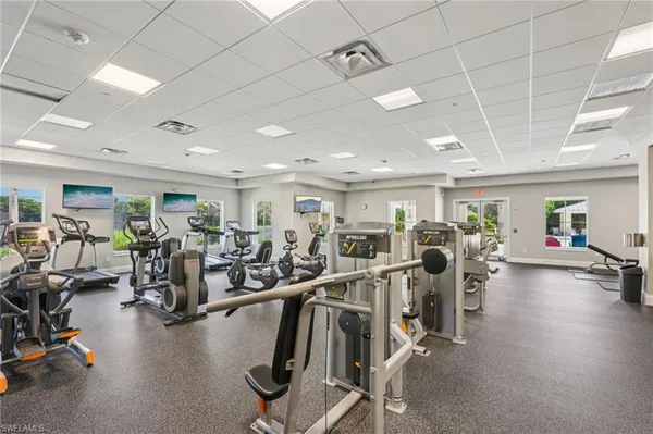 $2,750 | 2445 Orchard Street, Naples, FL 34120