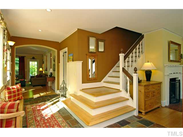 2013 McCarthy Street Raleigh, NC 27608 - Photo 3 of 12