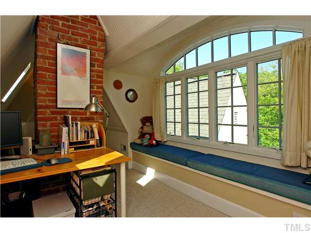 2013 McCarthy Street Raleigh, NC 27608 - Photo 8 of 12
