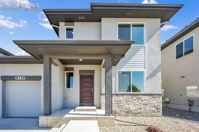 $469,900 | 8148 Manor House Way, Colorado Springs, CO 80908